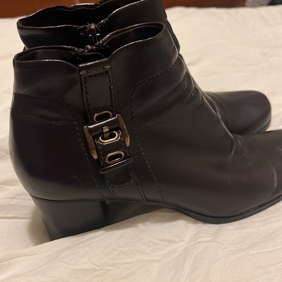 Liz Claiborne flex boot with zipper brown size 9 medium - Picture 2 of 8